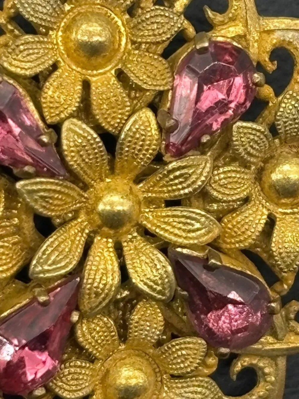 Vintage Czech Filigree Brooch Gold Tone Teardrop Pink Rhinestones Trombone Clasp